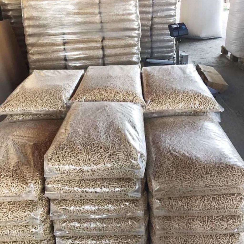 bulk-buy-enplus-a1-wood-pellets.jpg